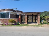 특급주택과 소계곡을 낀 토지 등 합계 3,735㎡ (1,130평)를 총액... 특급주택과 소계곡을 낀 토지 등 합계 3,735㎡ (1,130평)를 총액 4억5천에... 