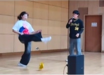 광평중학교 운동장 체육한마당 강당 레크리에이션 만국기 셋팅... (구미본점) 광평중학교 운동장 체육한마당 강당 레크리에이션 만국기 셋팅... 