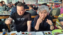 2026년 4.17일 토요일 변산초교42회 정기모임. - ♧~ 벙개및 정모사진 2 - 변산초등학교42회 2026년 4.17일 토요일 변산초교42회 정기모임.