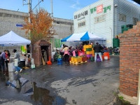 포기할수없는 만사천포기 김장. - †.......나눔 이야기방 - 대전가톨릭 농수산물지원센터 어렵구두 힘들어두 포기할수없는 만사천포기 김장.