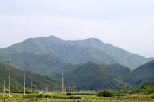 용담댐 전설 안동옥 한국차기대통령 고향 용담댐과 황금댐이 만수되면 진안에서 세계적인 위대한 인물나온다. 금도환국 세계통일영성제국 안동옥... 