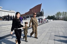 금주 최고의 월드 보도사진 20選 (April 17, 2026) - │ 世 界 ㅣ포토 뉴스 - 화촌초교42회 동창회 금주 최고의 월드 보도사진 20選... 