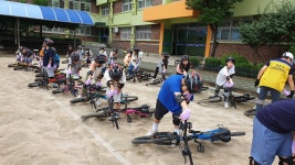 한서초등학교 4학년 찾아가는 자전거교통안전교육(실외.실내) - ◈ 찾아가는학교자전거 안전교육(교육청) - 녹색자전거봉사단연합 한서초등학교... 
