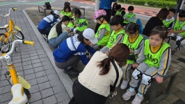 구로구 덕성어린이집 남산어린이집(5월12일) 21명 - ◈ 구로구청,서초구청,은평구청자전거교통안전교육 - 녹색자전거봉사단연합 구로구... 