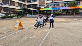 신영초교10월20,21일4학급 - ◈ 찾아가는학교자전거 안전교육(교육청) - 녹색자전거봉사단연합 신영초교10월20,21일4학급