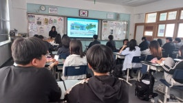 서울시 보행자전거과 주관 강동구 천일중학교 안전교육 사진... 서울시 보행자전거과 주관 강동구 천일중학교 안전교육 사진 20250528