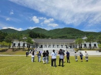 우수관 공사 시작, 효헌사 - 2026- 지리산 귀농일기 - 설봉의  7/29- 카페 라플라타, 텃밭 수박, 설봉농장 우수관 공사 시작, 효헌사