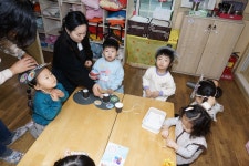 갓꾸미기 - 이렇게 놀며 공부해요-미술 - 좋은아침아트엔짐어린이집 갓꾸미기