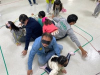 2023년 아빠와 함께하는 숲데이 - 다람쥐와 청설모🐿️🌰 - 2023년 행사사진 - 용인성체유치원 2023년 아빠와 함께하는 숲데이 - 다람쥐와... 