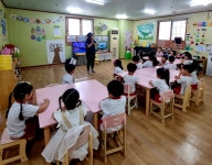 🕷떼굴떼굴 공벌레🕷 - ············ 밝은누리(만4세) - 사랑속에서 꿈을 키우는 세계로교회 부설 제일어린이집 🕷떼굴떼굴 공벌레🕷