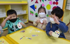 여러 가지 모양으로 놀이해요^^ - ········· 고운햇살(만2세) - 사랑속에서 꿈을 키우는 세계로교회 부설 제일어린이집 여러 가지 모양으로... 