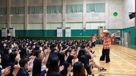 [학교로 찾아가는 문화공연] 동해 묵호중학교, 국가대표 브레이킹... 동해 묵호중학교, 국가대표 브레이킹 크루 갬블러크루와 함께 스트릿댄스... 