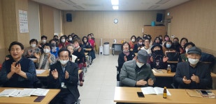 / 1시간 연속 듣기 - 오포1동( 화)오후반 - 정계순노래교실 수업하는모습 게시판 인증삿&금잔디 《소나기》 / 2022년 신곡! / 1시간 연속 듣기