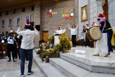 2023 성탄 대축일 전야 행사 (5) - ♬ 사천성당 사진 모음 - 천주교 마산교구 사천성당 천주교 마산교구 사천성당