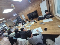 미술수업(12월10일) - 교육 프로그램 - 무주솔로몬지역아동센터 미술수업(12월10일)