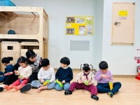 03.21 바깥놀이/뮤직아이 - 포도반 - 사랑 안에 미소짓는 녹원어린이집 사랑 안에 미소짓는 녹원어린이집