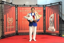 가수 이성재 연예예술상 수상 - ▣ 사진 앨범 - (사)한국연예예술인총연합회 오산지회 트로트 노래교실 가수 이성재 연예예술상 수상