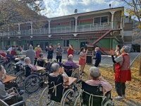 연꽃피는집 ㅡ 가을나들이2 - 프로그램 - 연꽃피는집노인요양원 연꽃피는집 ㅡ 가을나들이2