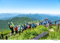 (2-2) 덕유산국립공원(설천봉~향적봉~중봉~오수자굴~백련사)... 경기 하나 산악회 (2-2) 덕유산국립공원(설천봉~향적봉~중봉~오수자굴~백련사)