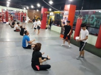 여성다이어트와 초보자운동 전문 - 운동사진 - 슈퍼스타짐본관 (킥복싱다이어트,복싱,헬스,무에타이.) 여성다이어트와 초보자운동 전문
