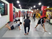 제일 재미있게 운동 할 수 있습니다 - 운동사진 - 슈퍼스타짐본관 (킥복싱다이어트,복싱,헬스,무에타이.) 제일 재미있게 운동 할 수 있습니다