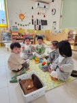 1월 4주 활동사진 (1) - 😊배짱이반 얼굴 - 사랑과 꿈이 있는 국공립 이솝어린이집 사랑과 꿈이 있는 국공립 이솝어린이집