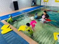 🏊🏻♀️수영수업 - 높은 하늘반 - 탑석아이랜드어린이집 🏊🏻‍♀️수영수업