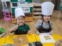 야채야 놀자! 꼬마김밥 만들기 - 푸른나무(7세 박혜진선생님) - 송천동트는어린이집 야채야 놀자! 꼬마김밥 만들기