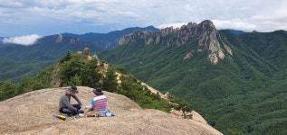 2025.7.19 화암사 북설악 성인대(신선대) 코스~~~~~ - 정기 산행사진─┐ - 반더룽산악회 2025.7.19 화암사 북설악 성인대(신선대) 코스~~~~~