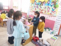 쌓기,역할 ㅡ 겨울용품 가게놀이 - 해님반 - 삼천포 큰별어린이집 쌓기,역할 ㅡ 겨울용품 가게놀이