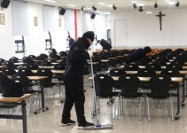 20251221 대림4주일 성당대청소 및 중식 봉사 - 2025 행사 사진 모음 - 군산조촌동성당 20251221 대림4주일 성당대청소 및 중식 봉사
