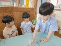 꼬모아르떼ㆍ책읽는 아이들 - 슬기롭고지혜로운친구들 - 꿈돌이예능어린이집 꼬모아르떼ㆍ책읽는 아이들