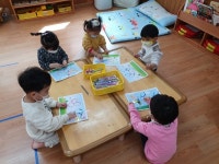 4월 자유선택활동 - 큰솔 - 시립루씨어린이집 4월 자유선택활동