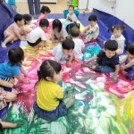 7월21 물풀 그림 놀이~♡ - 스페셜데이 - 율하키즈킹덤어린이집 7월21 물풀 그림 놀이~♡