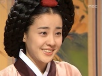 대장금 요새 다시보는중인데 연생이 이야기만 보면 걍... 알흠다운 공간 대장금 요새 다시보는중인데 연생이 이야기만 보면 걍 레즈드라마임ㄷㄷ