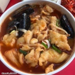 동대문 평화시장에 숨겨진 5500원 김치수제비 맛집 - 악플달면... 20대들의 알흠다운 공간 동대문 평화시장에 숨겨진 5500원 김치수제비 맛집