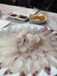 부산 주민의 맛집 - 콧멍에트💛잇게짤털 - ＊여성시대＊ 차분한 20대들의 알흠다운 공간 부산 주민의 맛집