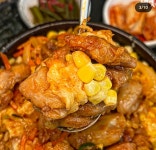본죽비빕밤 신메뉴 돌솥콘치즈불닭비빔밥 jpg - 악플달면... 차분한 20대들의 알흠다운 공간 본죽비빕밤 신메뉴 돌솥콘치즈불닭비빔밥 jpg