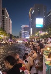 낭만의 파리 안부럽다는 청계천 근황.ytb - 악플달면 쩌리쩌려버려... 차분한 20대들의 알흠다운 공간 낭만의 파리 안부럽다는 청계천 근황.ytb