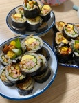 집에서 김밥 말면 안되는 이유 - 악플달면 쩌리쩌려버려 - ＊여성시대＊ 차분한 20대들의 알흠다운 공간 집에서 김밥 말면 안되는 이유