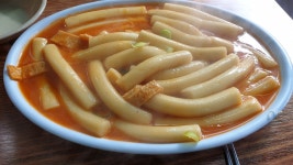 히밥도 신기해한 인천 남동공단 떡볶이...jpg - 악플달면 쩌리쩌려버려... 20대들의 알흠다운 공간 히밥도 신기해한 인천 남동공단 떡볶이...jpg