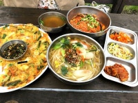 전라남도 담양군 담양국수거리 - 악플달면 쩌리쩌려버려 - ＊여성시대＊ 차분한 20대들의 알흠다운 공간 국시에 파전에다 막걸리 캬! 전라남도... 
