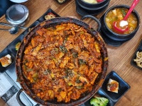 자꾸 없어져서 다시 쓰는 용산구 괜찮은 식당 리뷰 - 콧멍에트... 차분한 20대들의 알흠다운 공간 자꾸 없어져서 다시 쓰는 용산구 괜찮은 식당 리뷰