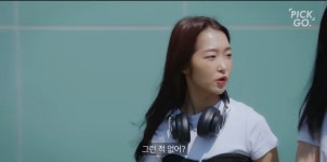 넓은 횡단보도 혼자 건널때 이런적 있어? - 악플달면 쩌리쩌려버려 - ＊여성시대＊ 차분한 20대들의 알흠다운 공간 넓은 횡단보도 혼자 건널때... 