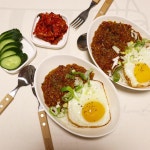 플레이팅 고수가 되고 싶은 여시의 집밥 - 악플달면 쩌리쩌려버려... 차분한 20대들의 알흠다운 공간 플레이팅 고수가 되고 싶은 여시의 집밥