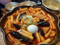 자꾸 없어져서 다시 쓰는 용산구 괜찮은 식당 리뷰 - 콧멍에트... 차분한 20대들의 알흠다운 공간 자꾸 없어져서 다시 쓰는 용산구 괜찮은 식당 리뷰