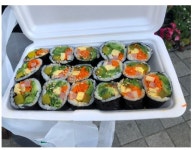 안성에서 유명하다는 오이김밥.jpg - 악플달면 쩌리쩌려버려 - ＊여성시대＊ 차분한 20대들의 알흠다운 공간 안성에서 유명하다는 오이김밥.jpg