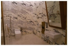 한국 공중화장실에 문화충격 받은 새터민들.jpg - 악플달면 쩌리쩌려버려 - ＊여성시대＊ 차분한 20대들의 알흠다운 공간 한국 공중화장실에... 