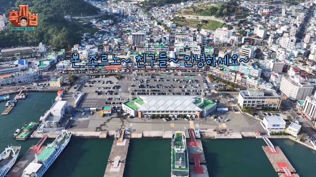 백종원, 통영 해산물 축제 논란 속 사과…긍정적 반응