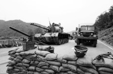 영화 ＜택시운전사＞ 외국기자역 독일 배우 토마스 크레치만 인스타 업로드 - 악플달면 쩌리쩌려버려 - ＊여성시...